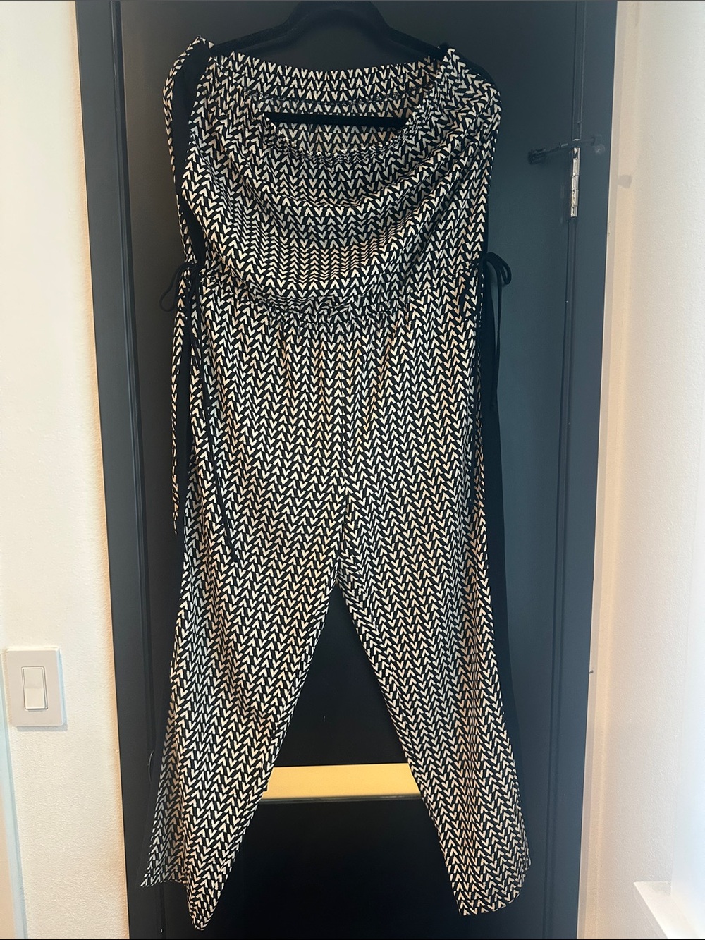 H&M Black & White Printed Jumpsuit Tie Waist Wide Leg